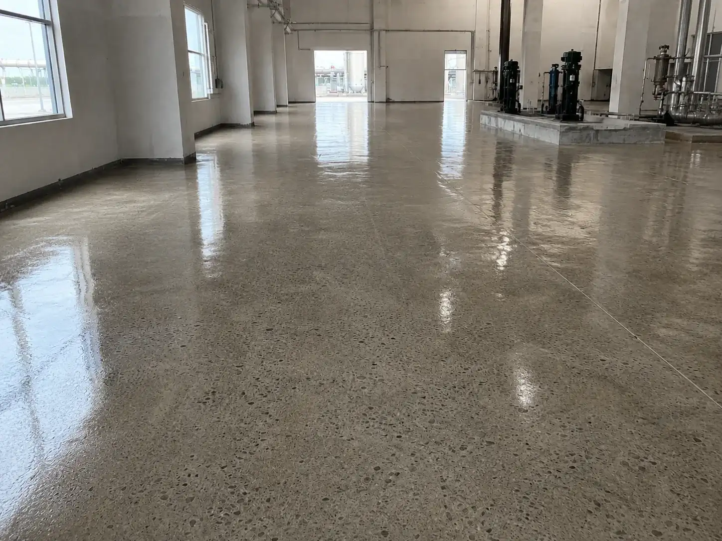 BW8009 concrete primer application for floor system