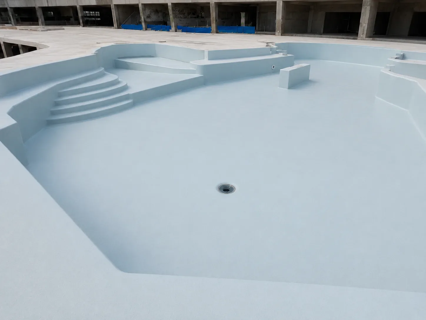 Finished swimming pool waterproofing surface after BW0-8029 chloride-resistant topcoat