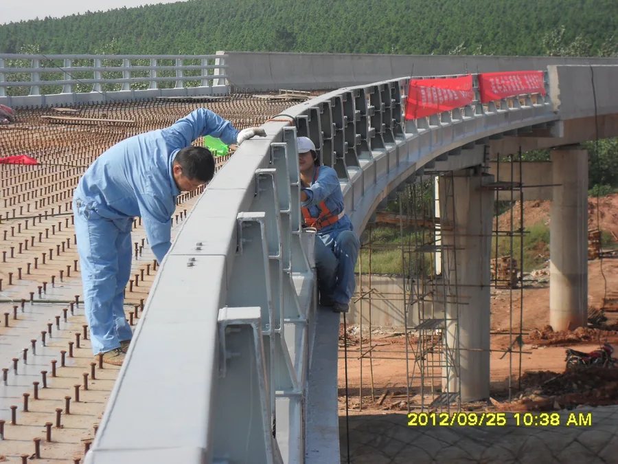 Bridge steel railing member with finished protective coating