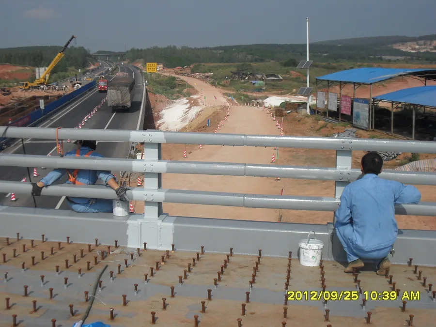 Bridge guardrail local repair coating around steel rail and support post