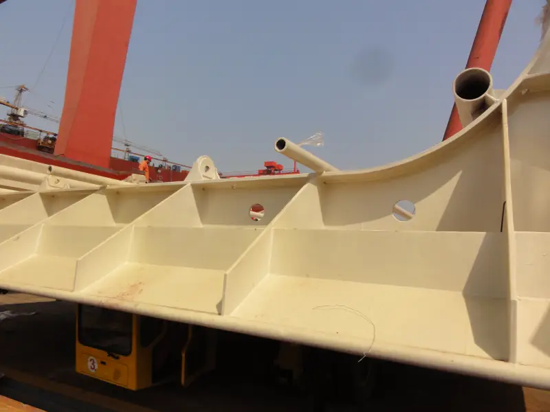 Internal hull-section steel structure protected with spray polyurea coating