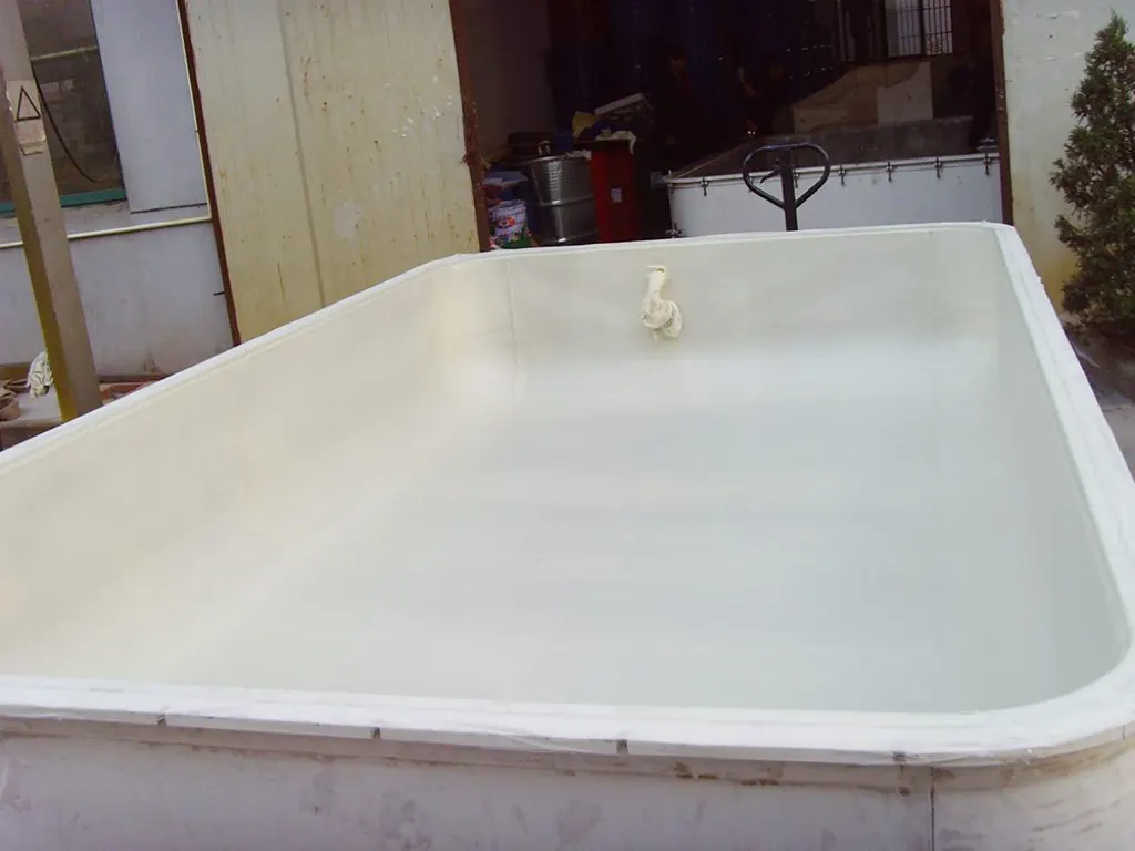 Polyurea lined equipment shell interior finish