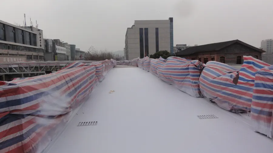 Hangzhou Yan'an Road pedestrian overpass walkway with polyurea protective coating
